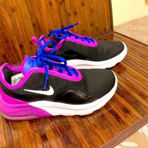 Nike - Air Max Motion